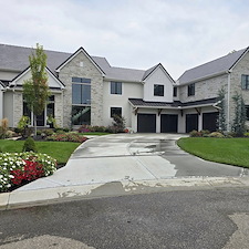 Driveway-Cleaning-and-Prep-for-Sealing-in-Overland-Park 1
