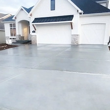 Expert-New-Construction-Pressure-Washing-in-Overland-Park-Kansas 2